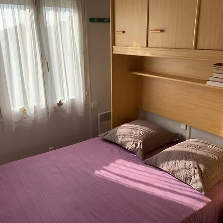 Chalet Confortable A 400 M De La Avec 3 Et Terrasse - 6 Couchages - Fr-1-784-8 *